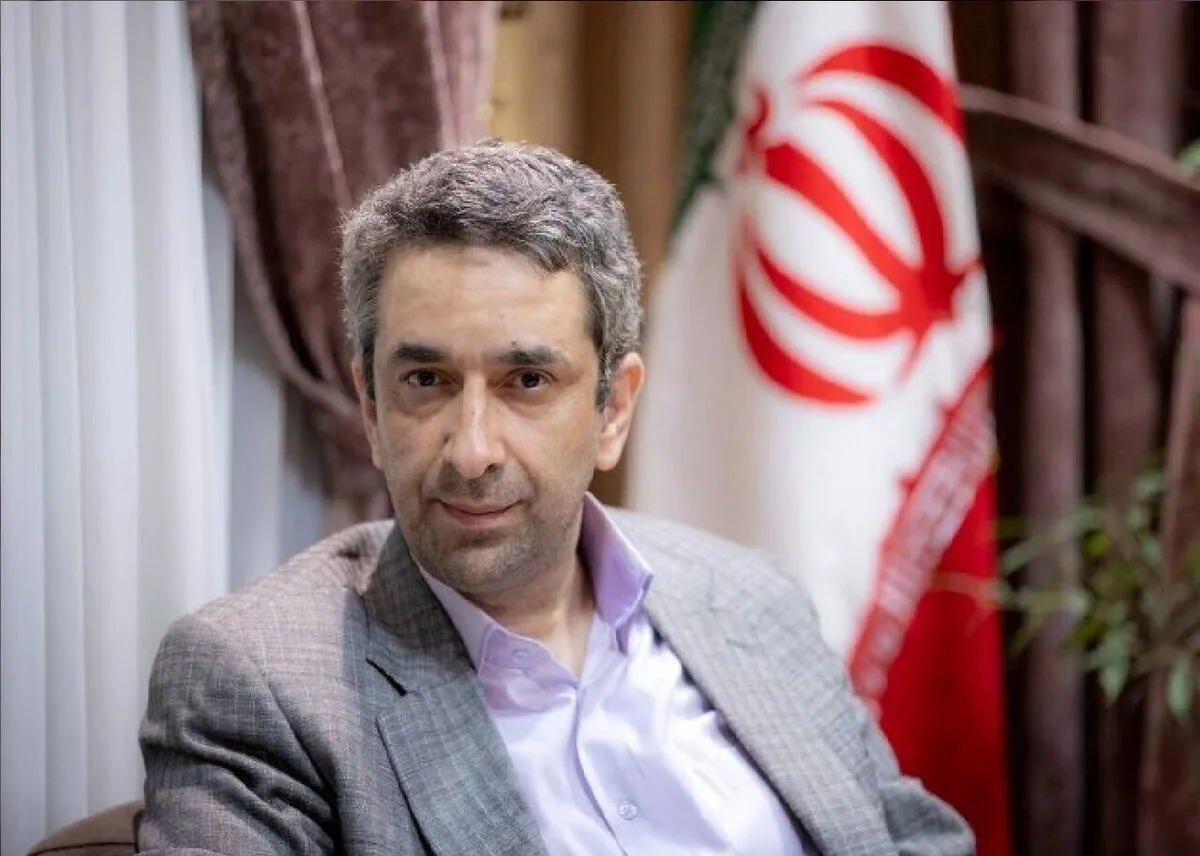 معاون دفتر رئیس جمهوری: کسانی که درصدد تضعیف جایگاه رئیس‌جمهور باشند برابر قانون اساسی قدعلم کرده‌اند