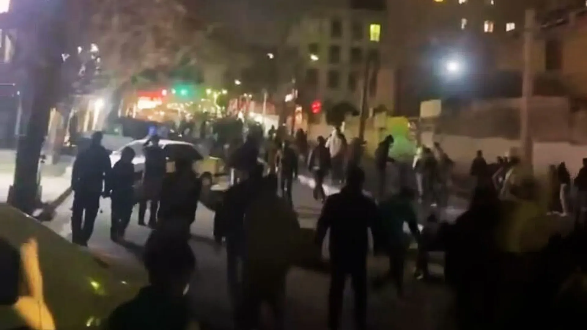 تجمعات اعتراضی در برخی مناطق کشور؛ چندین نفر کشته شدند