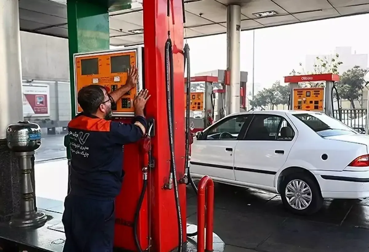 واکنش ها به تصمیم جدید دولت درباره قیمت بنزین؛ ناکارآمد!