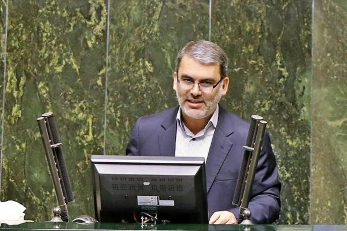 زنگنه: تصمیمات ارزی دولت با همراهی و اطلاع مجلس باشد