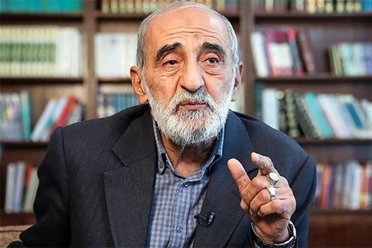 حسین شریعتمداری: ایران باید به ناوهای انگلیس و فرانسه حمله کند