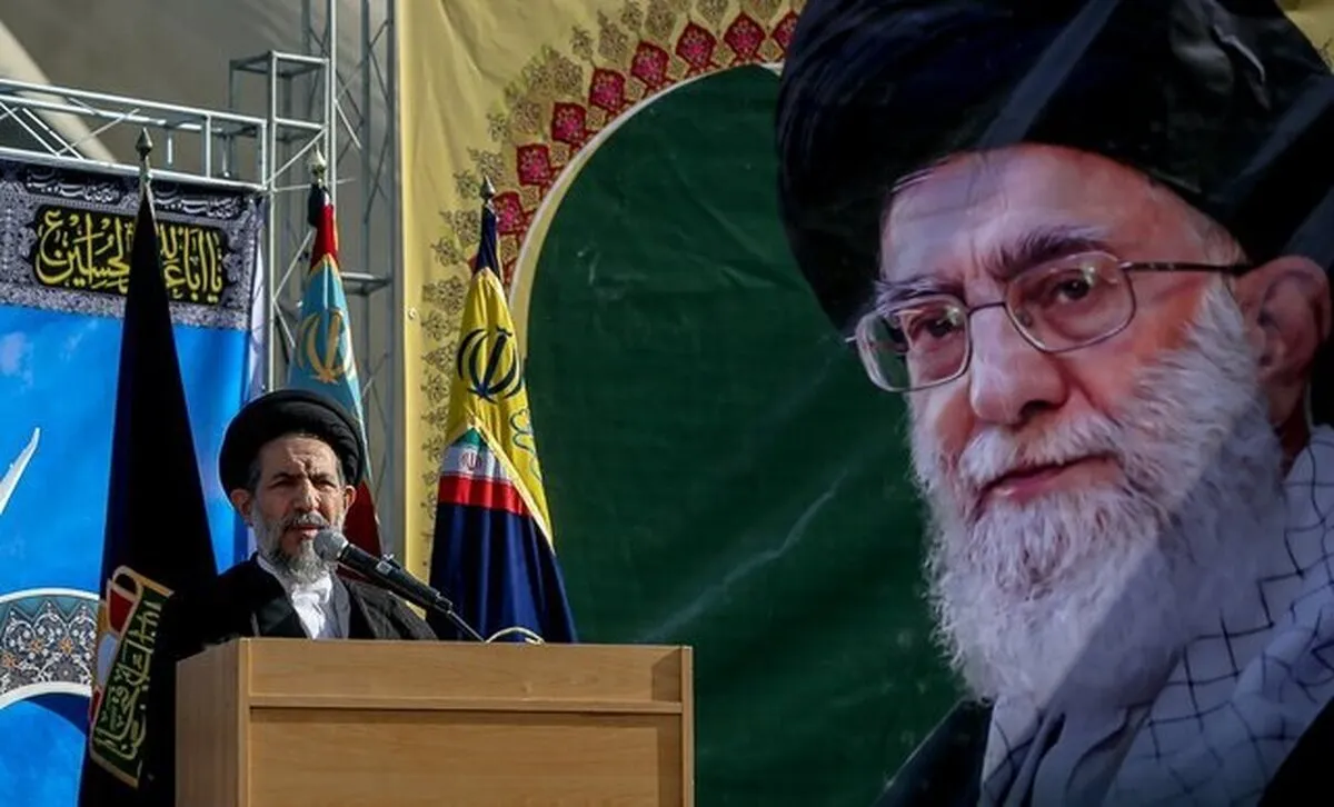 ابوترابی فرد: در حساس ترین مقطع از تاریخ خویشیم